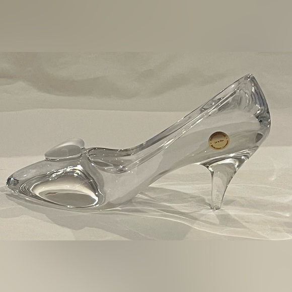 Disney CINDERELLA Lead Crystal 8” Slipper figurine Bleikristall GermanyDisneyana - Picture 1 of 12